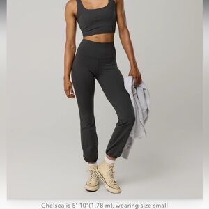 Aerie hugger cinch pant